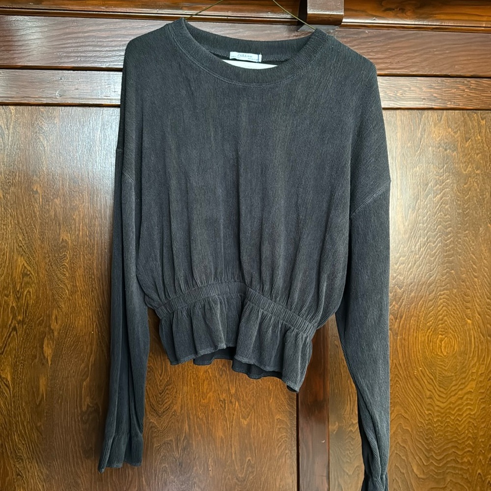 Zara dark gray long sleeved top